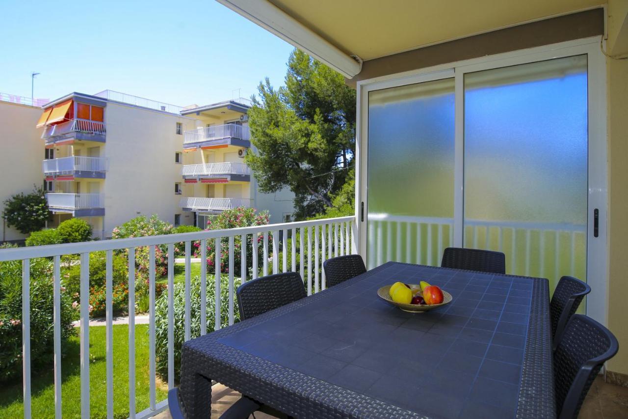 Two-Bedroom Apartment,1249401259:JPEG