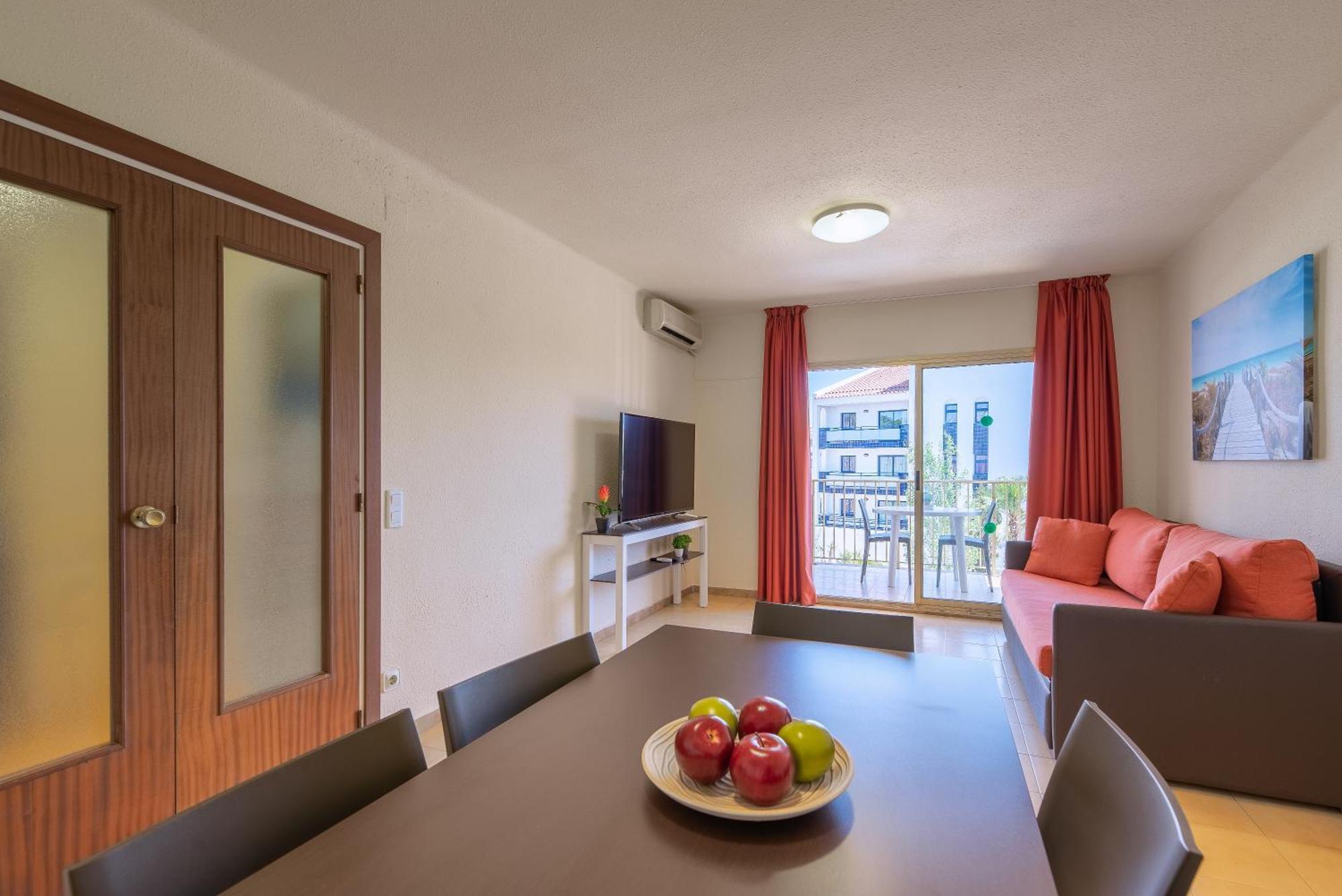 Two-Bedroom Apartment,1272691534:JPEG