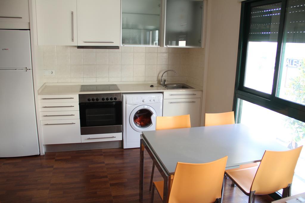 Apartamento de 1 dormitorio con vistas parciales al mar