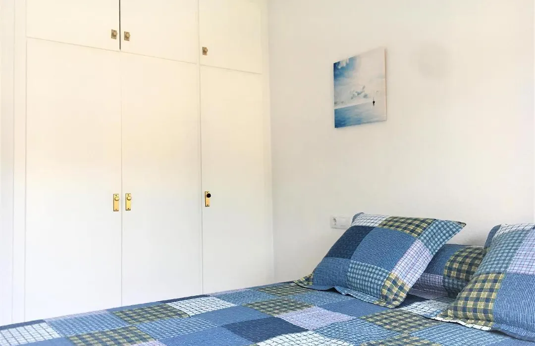 Apartamento Con Piscina En Edif Los Naranjos 133A - Inmo22-1