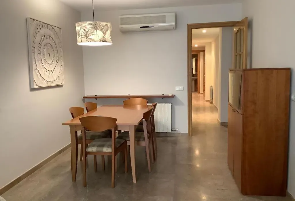 Apartamento En El Centro Del Puerto Cambrils Ideal 6 Personas-1