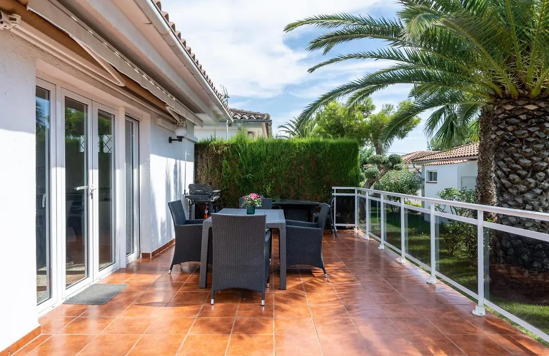 Villa La Palmera-1
