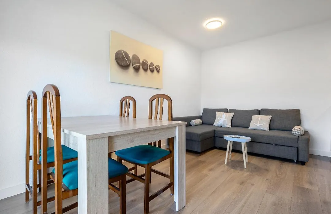 Hauzify I Apartaments Reddis-1