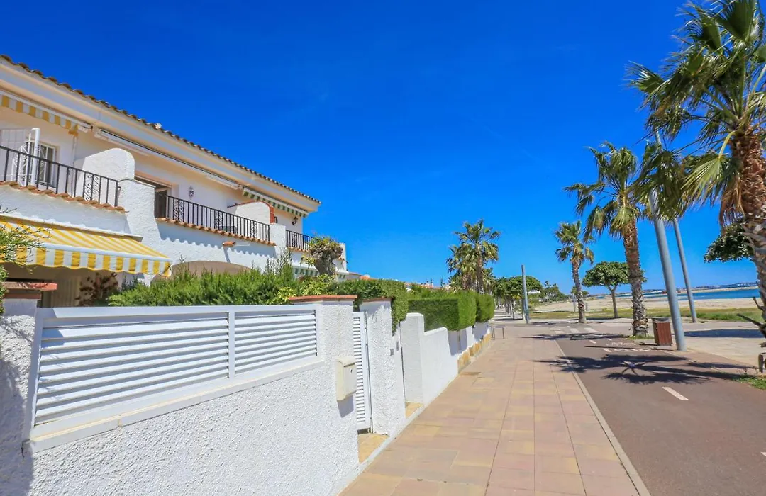 Villa Laura Litoral Costa Dorada - Only Families-1