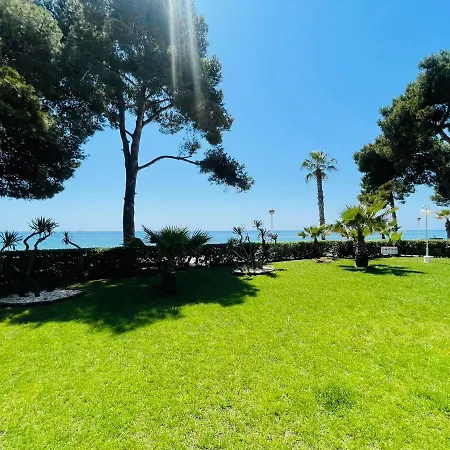 Apartamento Vistas Al Mar, Con Acceso Directo A La Playa, Piscina Y Parking Gratis!!!-3