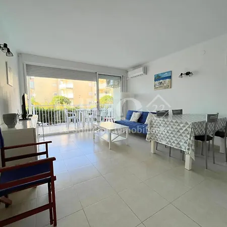 Apartamento En Primera Linea De Playa 100A - Inmo22-3