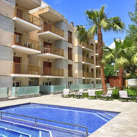 Apartamentos Pins Marina Cambrils-3