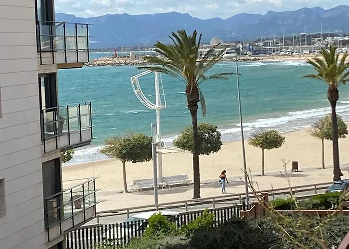 Precioso Apartamento Con Piscina Urbanizacion Playazul Cambrils