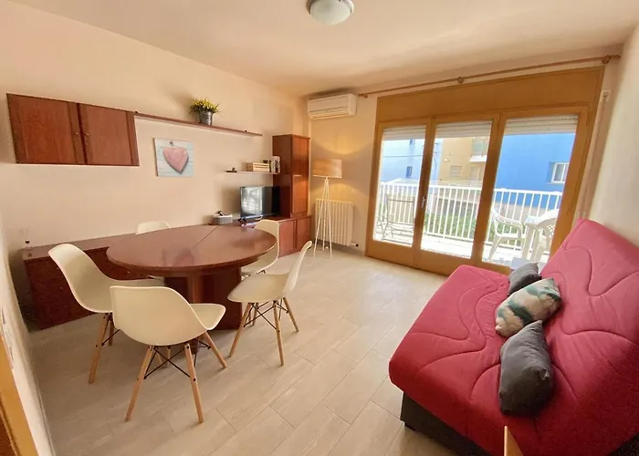 For A Stay Eden Mar Cambrils