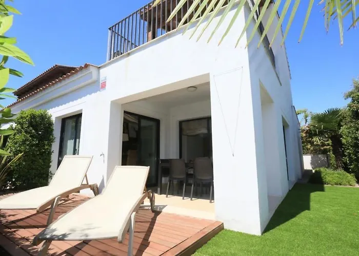 Casa Junto Al Mar Para 6 Personas En Cambrils