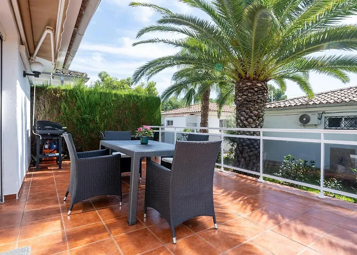 Villa La Palmera Cambrils admite animales