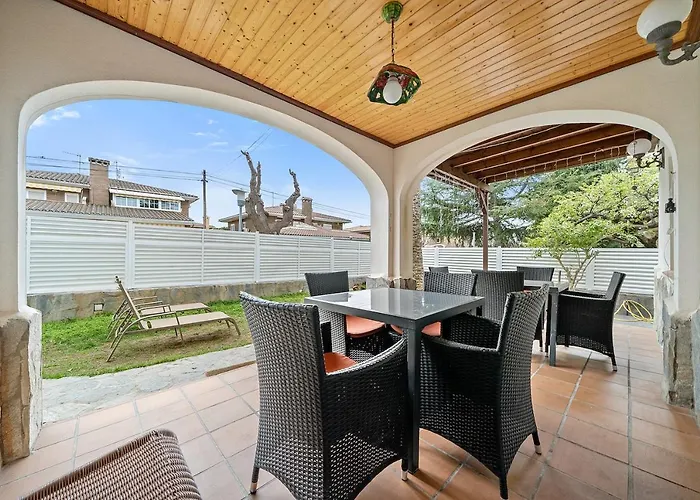 Global Maria - Villa With Bbq In Cambrils
