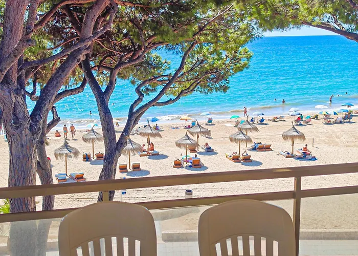 Versalles - Only Families Cambrils admite animales