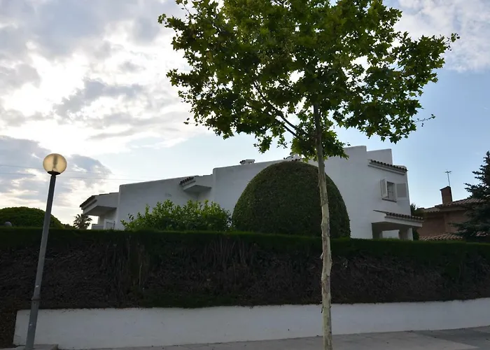 LA ATALAYA: chalet con piscina para 14 personas Cambrils admite animales